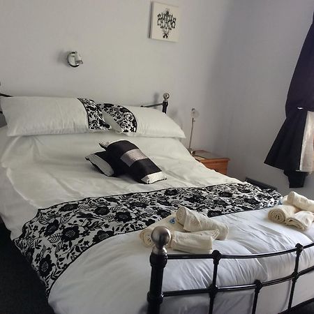 Rudan Guest House Ab53 6Uq New Deer ภายนอก รูปภาพ